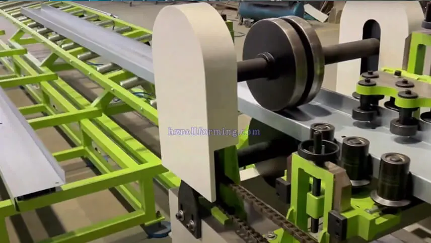 Semi-auto CZ Roll Forming Machine